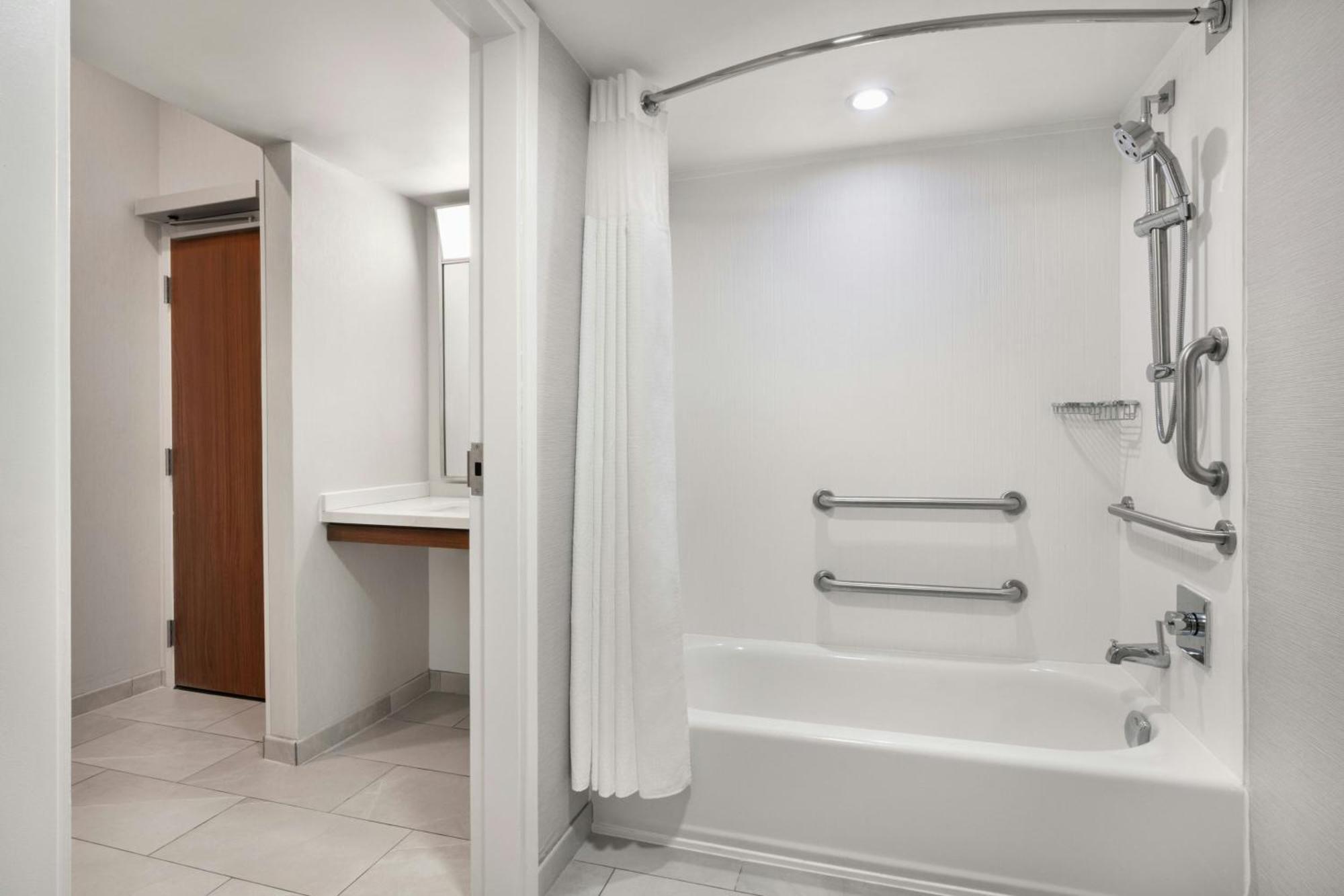 Courtyard Mobile Hotel Kültér fotó